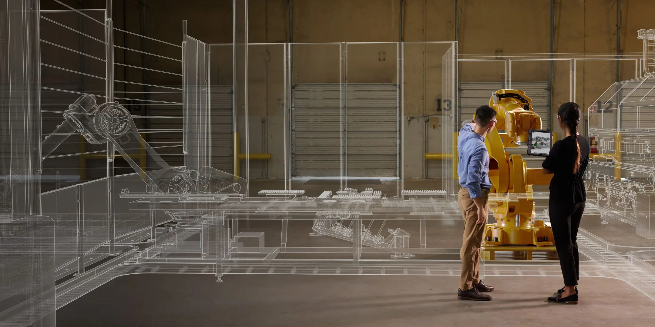 Robot industriale in un impianto automatizzato, simbolo della fabbrica digitale e della collaborazione uomo-macchina