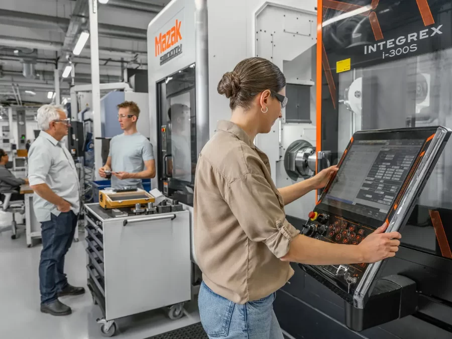 AI e software Autodesk nel manufacturing: progettazione assistita in ambiente produttivo industriale
